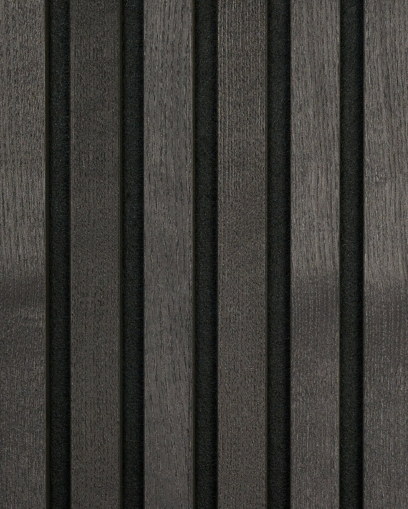 WoodUpp Tonal Black Ash Akoestisch paneel sample met donkere vertical houten latten en smalle black tussenruimtes, wat zorgt voor een gestreept, minimalistisch Scandinavisch ontwerp.