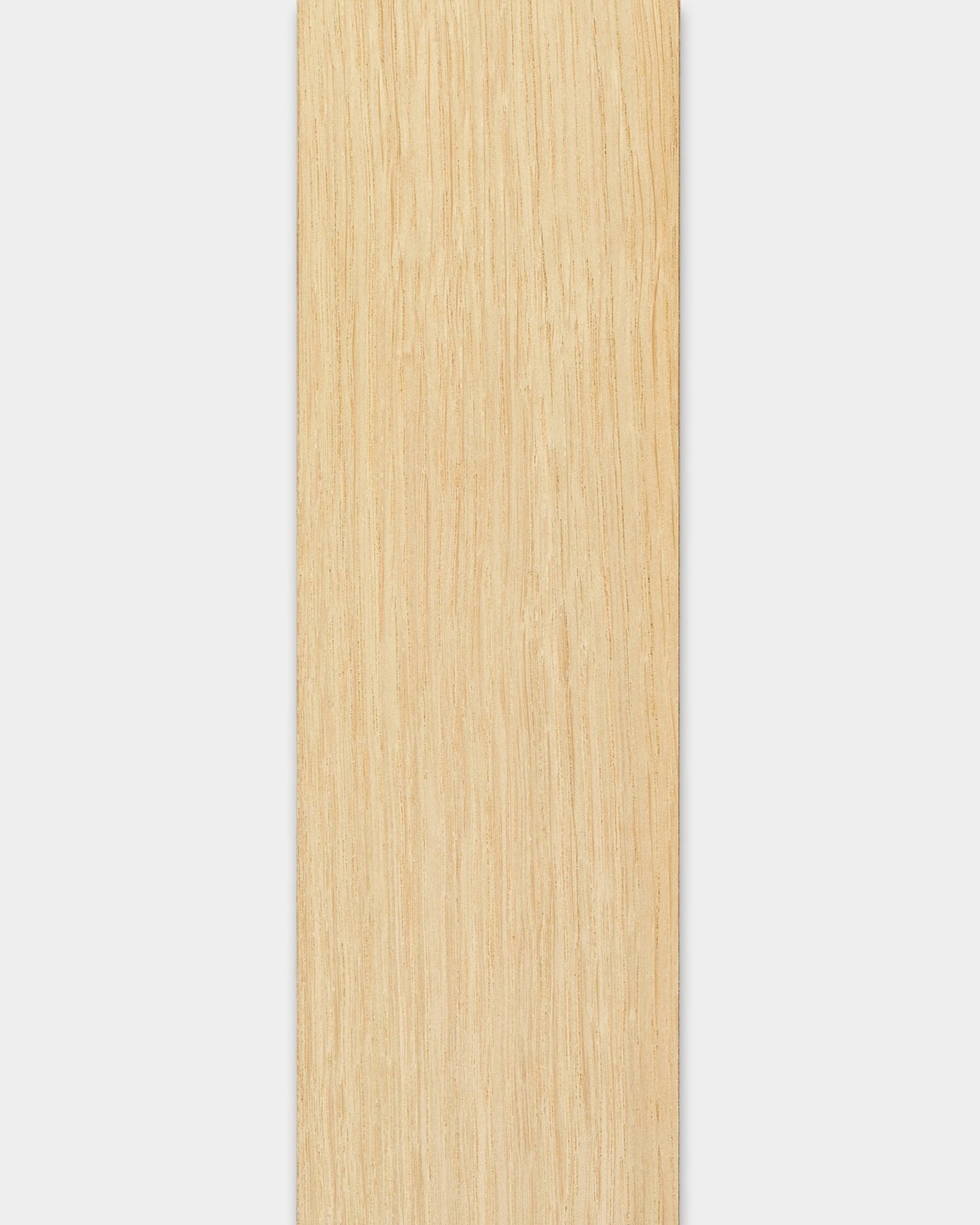 WoodUpp Akupanel Classic Oak-lat, 240 cm, met glad licht eikenfineer en black MDF-achterplaat, geschikt voor reparaties aan Akoestisch paneel of voor het vervangen van losse latten.