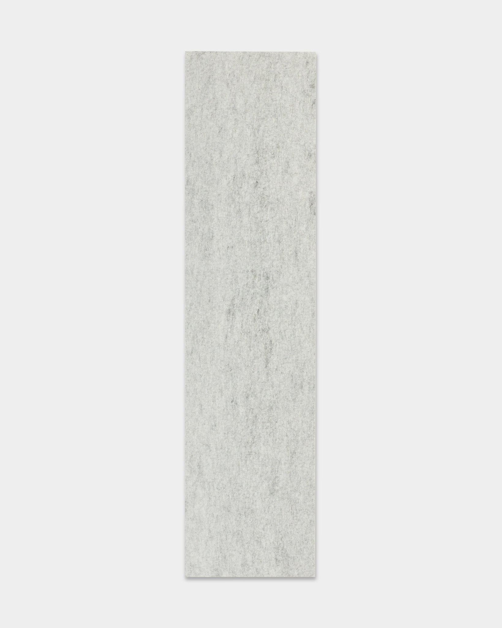 Akupanel installatieaccessoire: viltplaat in grey, 240,1 x 59,8 cm, gemaakt van gerecycled kunststof, weergegeven tegen een effen witte achtergrond.