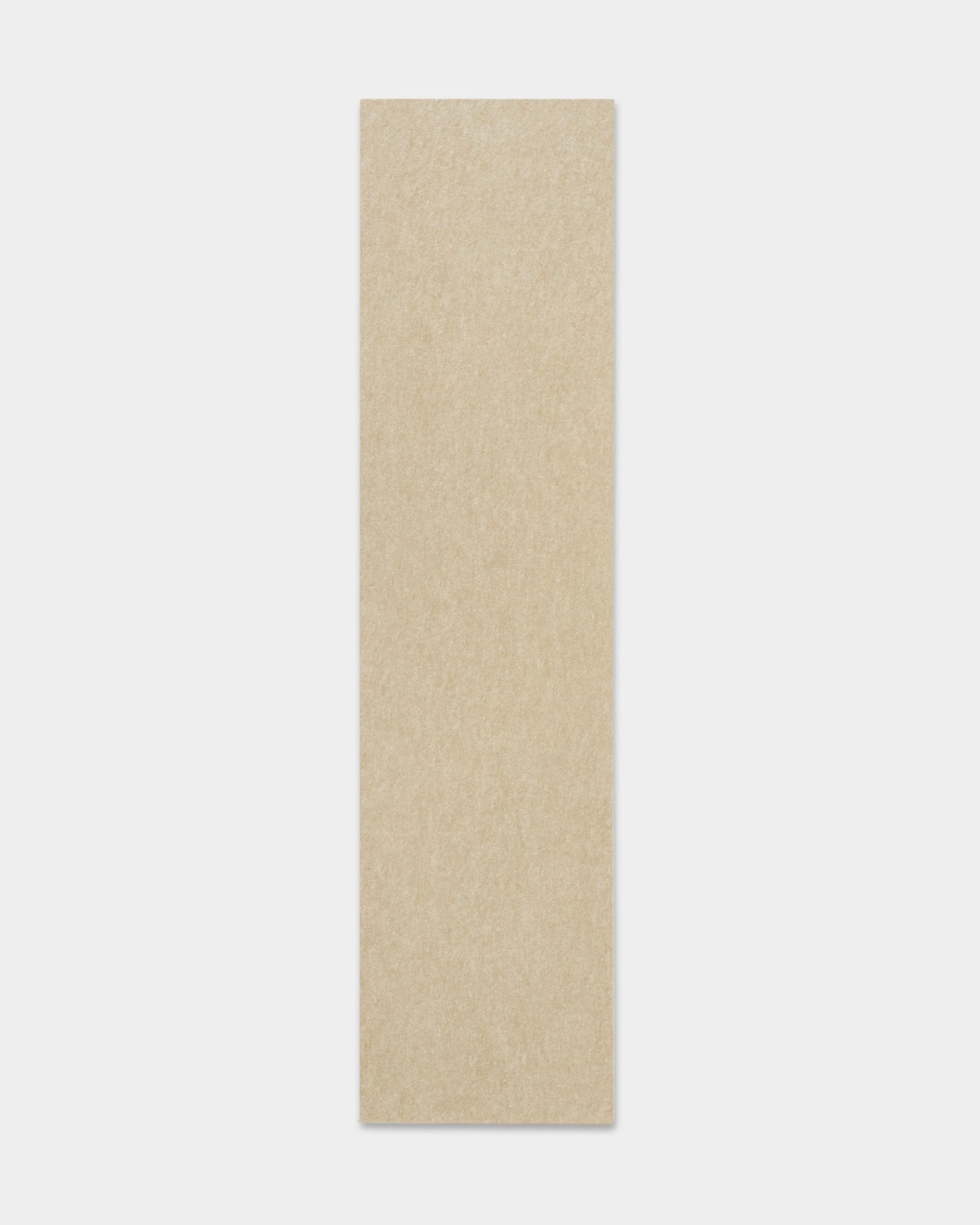 Akupanel Akoestisch paneel van WoodUpp, 240,1 x 59,8 cm, met beige akoestische vilten achterzijde, rechthoekige vorm, weergegeven tegen een witte achtergrond.