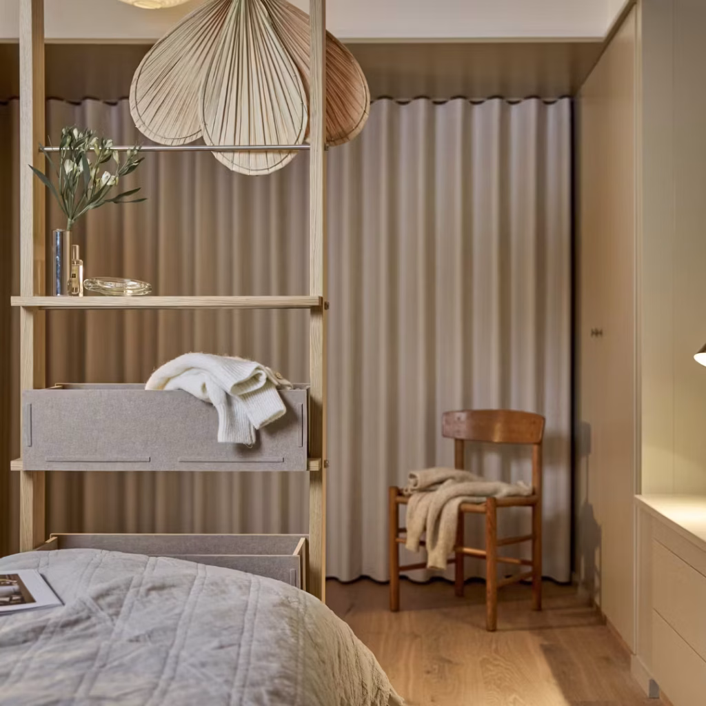 Afbeelding 5 van 8 in EMBRACE | BM2 galerij